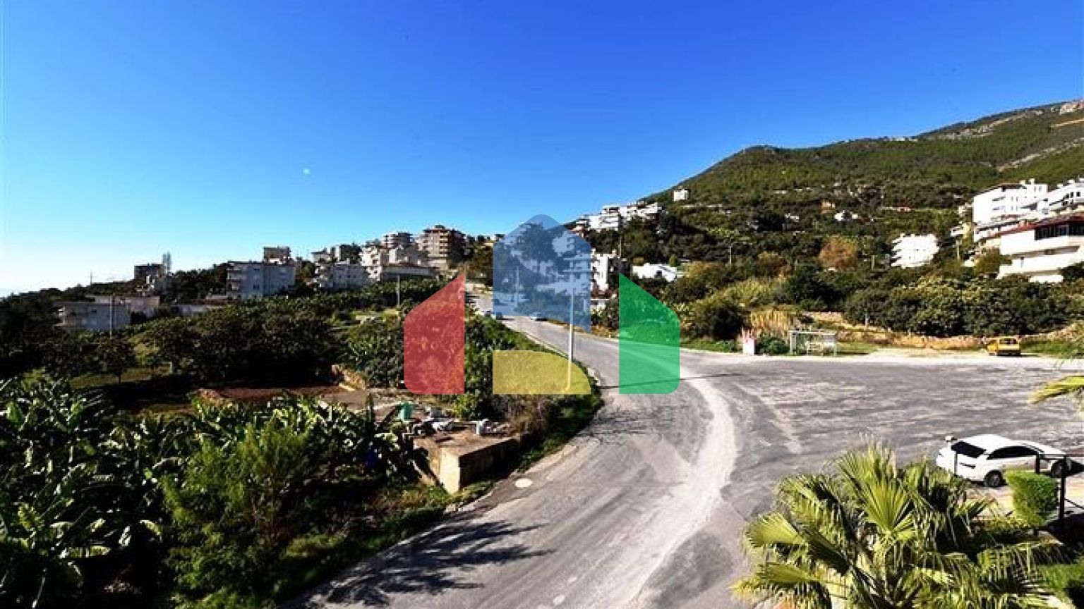 Пентхаус планировкой 2+1 на Клеопатре