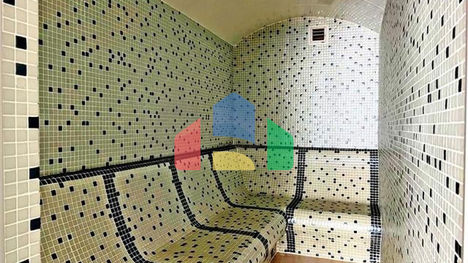 Пентхаус планировкой 2+1 на Клеопатре