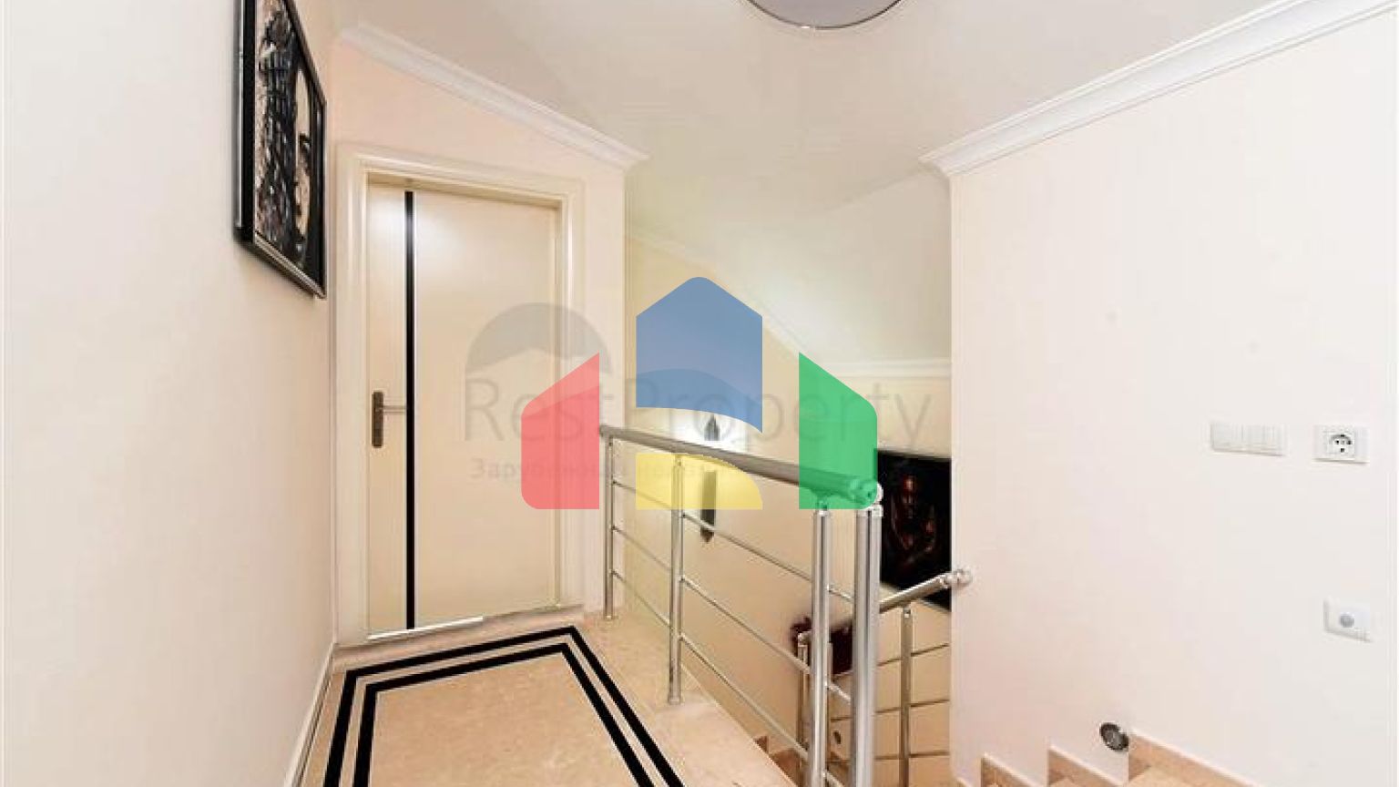 Пентхаус планировкой 2+1 на Клеопатре