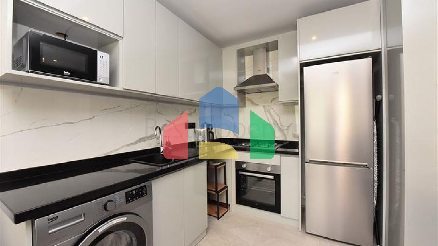 Двокімнатна квартира з меблями в районі пляжу Клеопатри