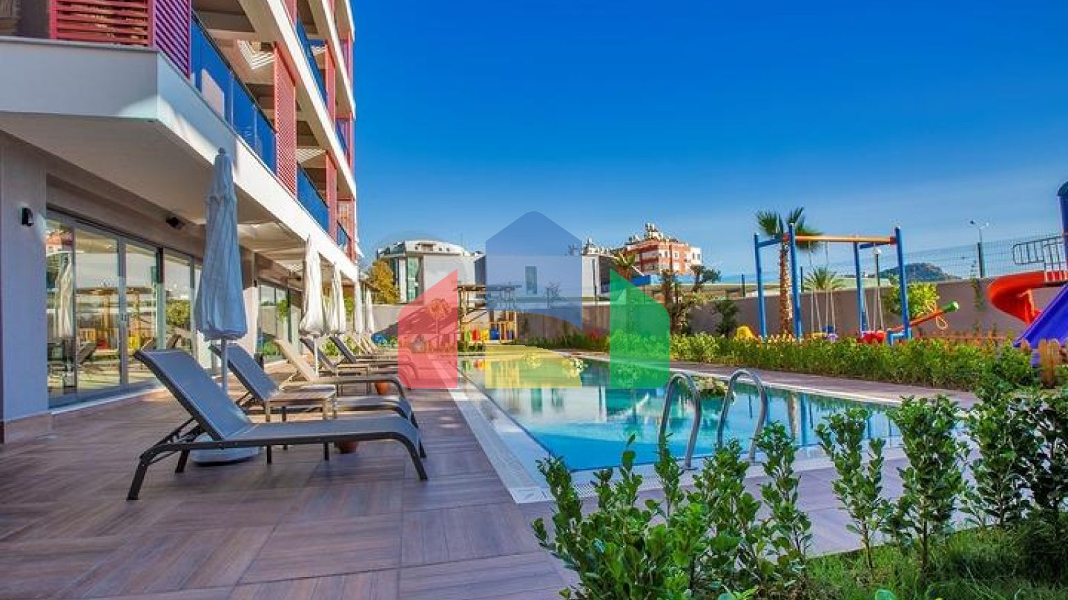 Двокімнатна квартира з меблями в районі пляжу Клеопатри