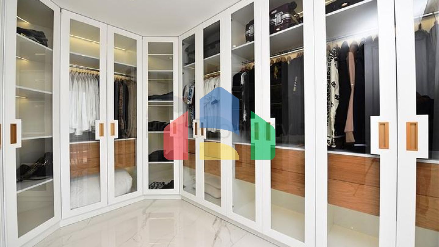 Розкішна квартира 4 + 1 в престижному комплексі Аланії