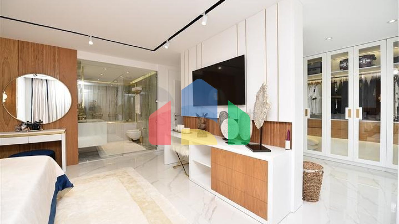 Розкішна квартира 4 + 1 в престижному комплексі Аланії