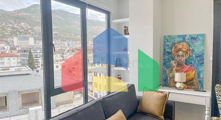 1+1 apartment in the very center of Alanya
