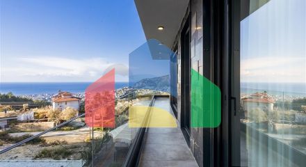 Luxury villas with panoramic views of the Mediterranean Sea