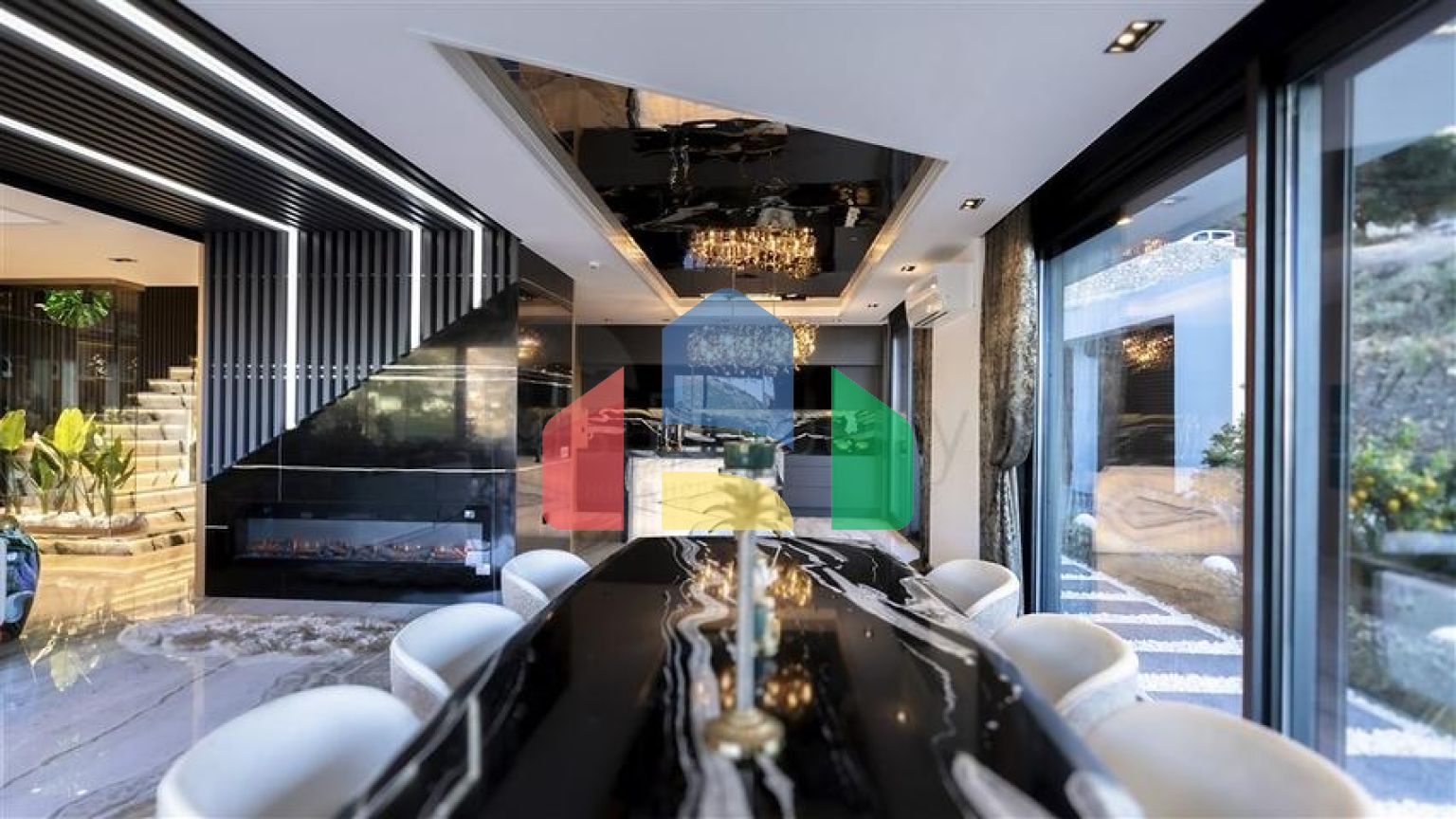 Шикарные виллы с панорамным видом на Средиземное море