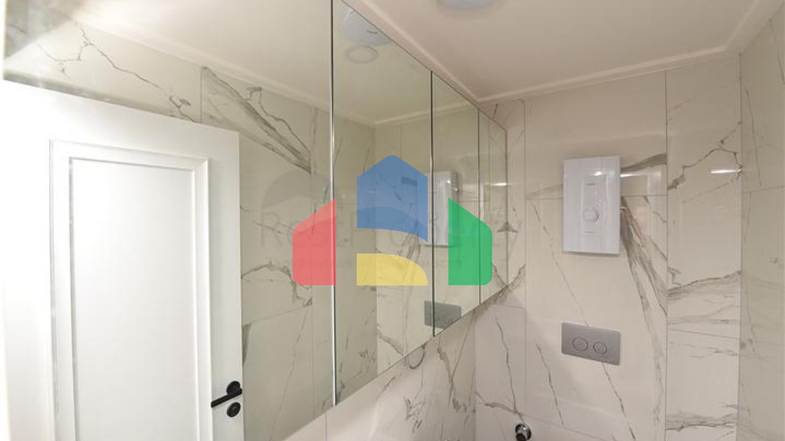 Шикарний пентхаус плануванням 2 + 1 на Клеопатрі