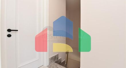 Шикарний пентхаус плануванням 2 + 1 на Клеопатрі Шикарний пентхаус плануванням 2 + 1 на Клеопатрі