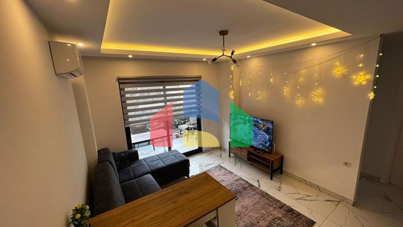 Затишна квартира 1 + 1 в центрі Аланії