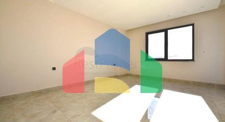 2+1 penthouse with sea view on Cleopatra