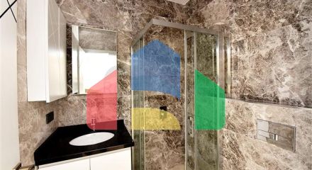 Пентхаус 2 + 1 з видом на море на Клеопатрі