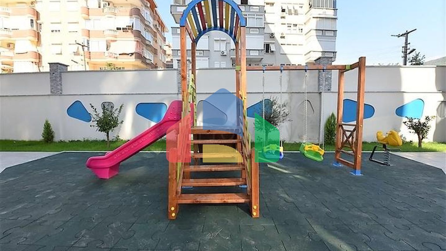 Пентхаус 2 + 1 з видом на море на Клеопатрі