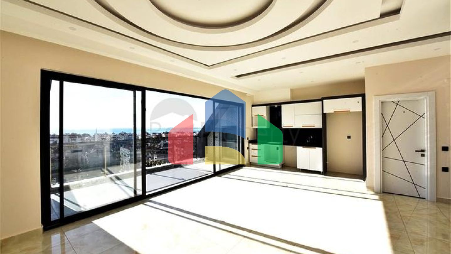 Пентхаус 2 + 1 з видом на море на Клеопатрі