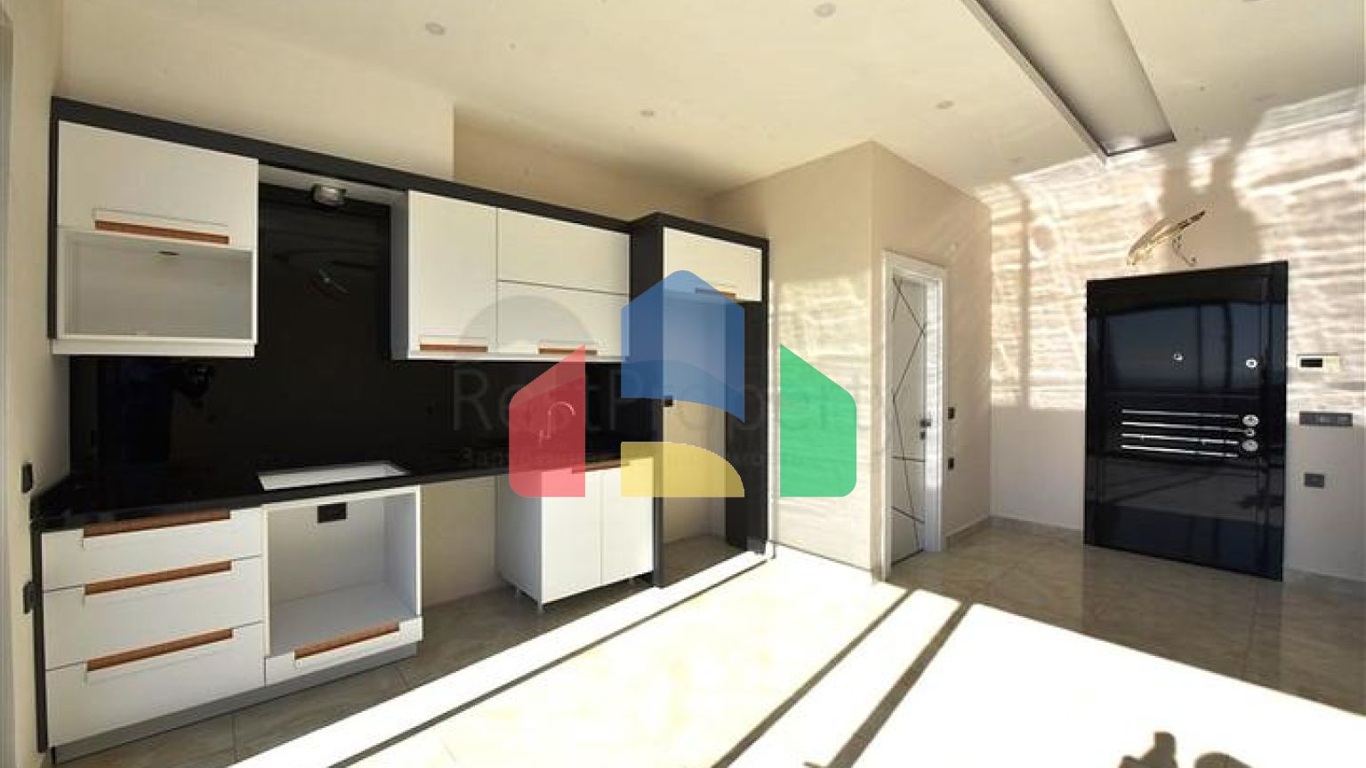 Пентхаус 2 + 1 з видом на море на Клеопатрі