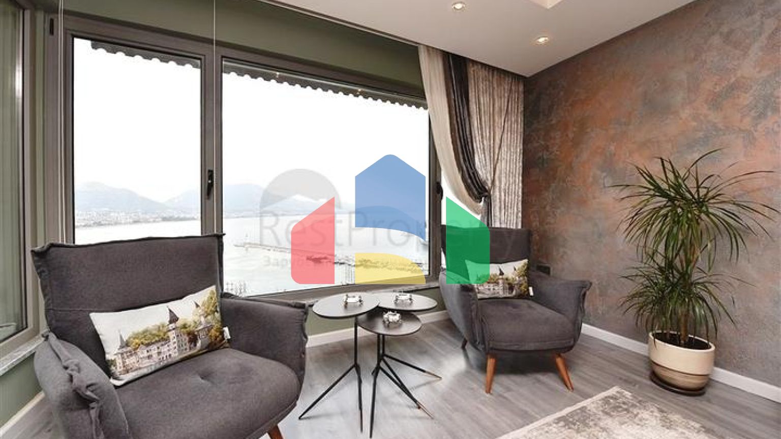 Продается пентхаус 3+1 на крепости в Алании