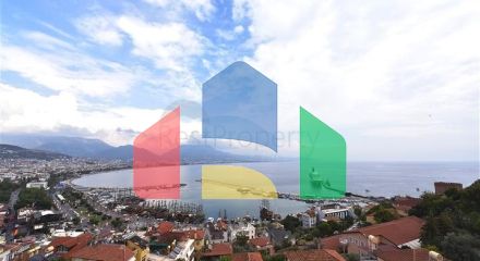 Продается пентхаус 3+1 на крепости в Алании