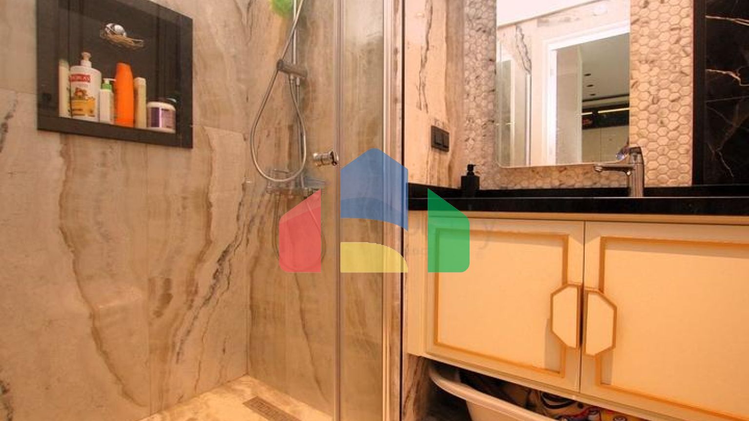 Меблированная квартира 1+1 в новом комплексе на Клеопатре