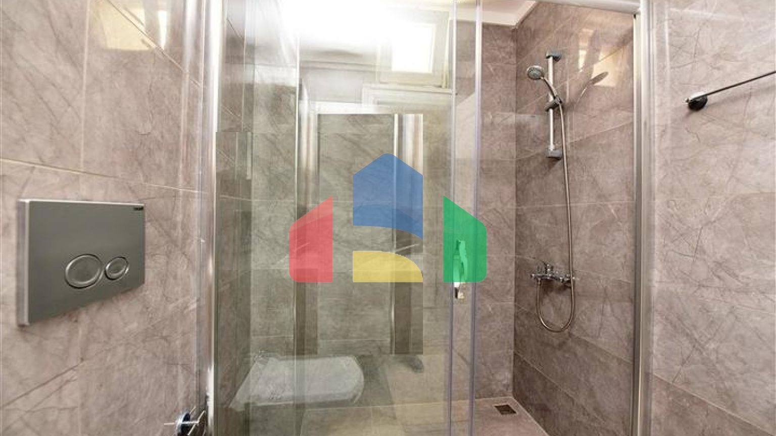 Садовий дуплекс в центрі Аланії