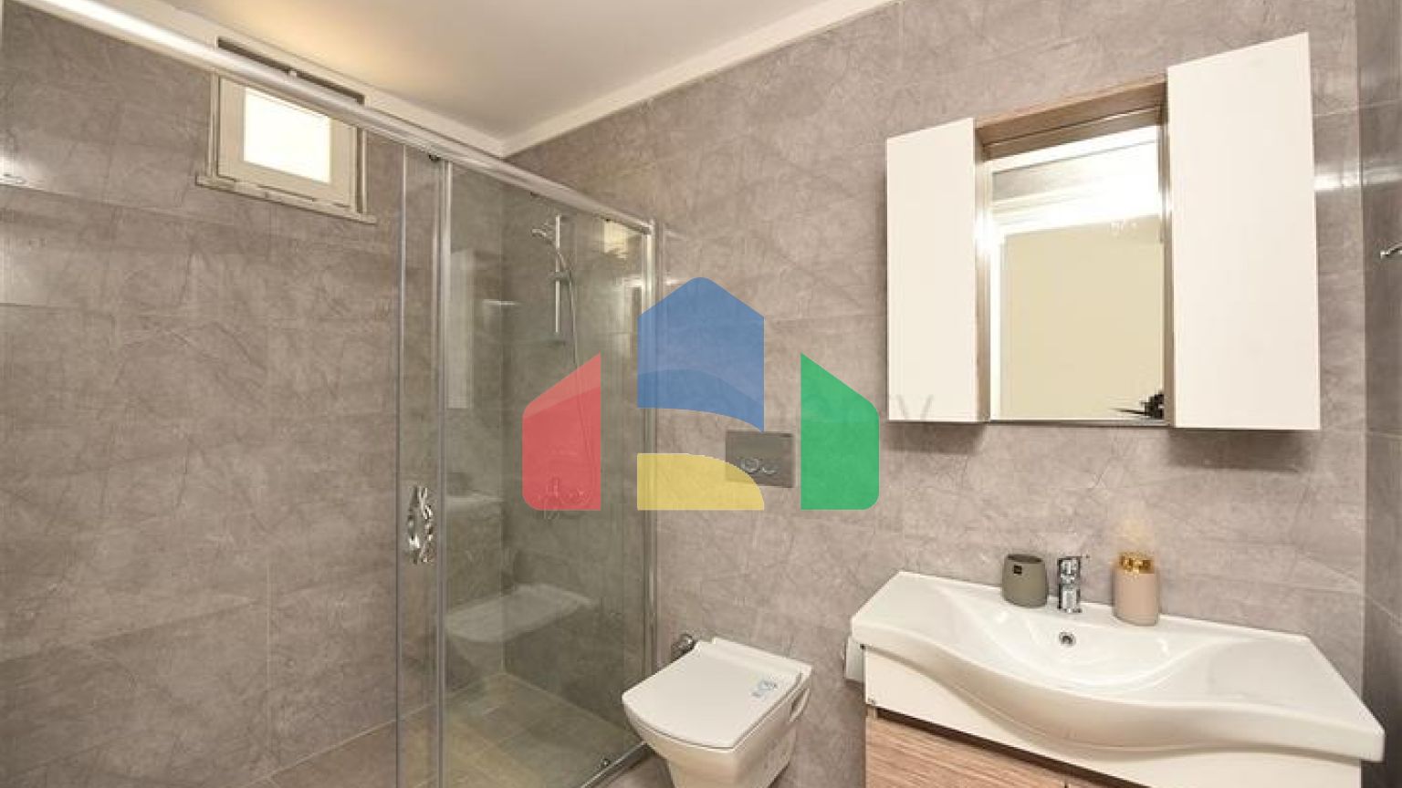 Садовий дуплекс в центрі Аланії