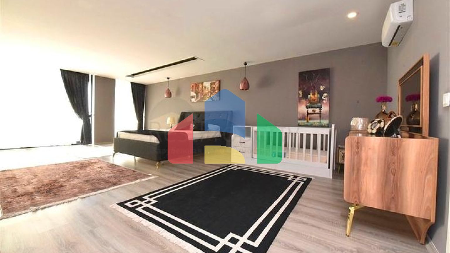 Шикарная меблированная вилла планировкой 5+1 в центре Алании