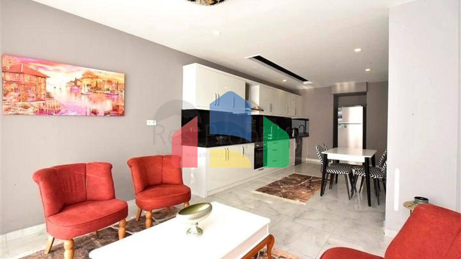 Шикарная меблированная вилла планировкой 5+1 в центре Алании