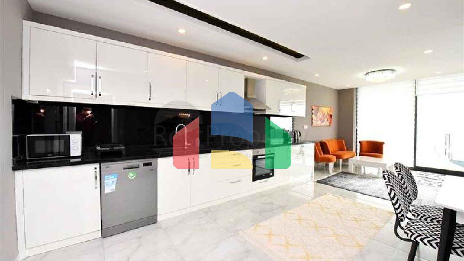 Вілла планування 5+1 в центральному районі Аланії