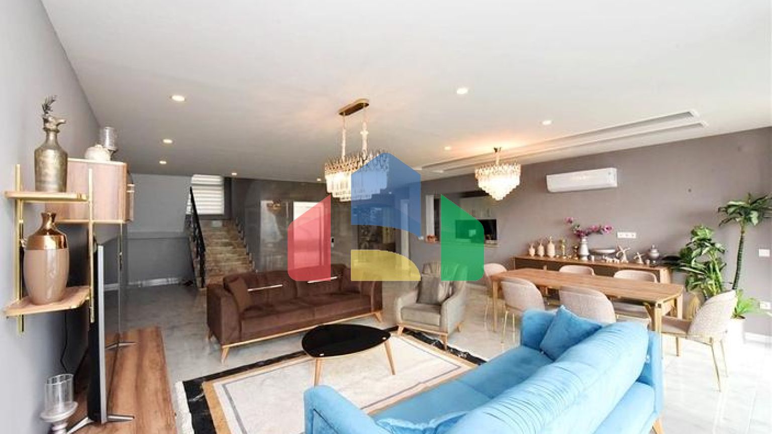 Вілла планування 5+1 в центральному районі Аланії