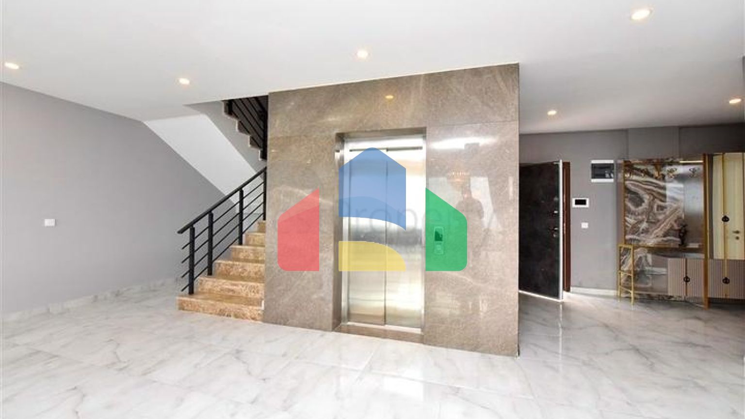 Вілла планування 5+1 в центральному районі Аланії