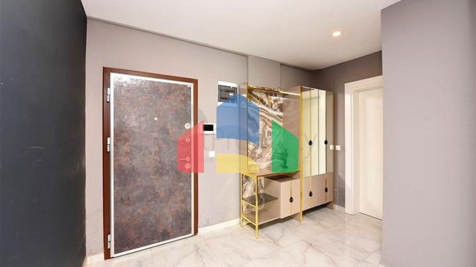 Вілла планування 5+1 в центральному районі Аланії