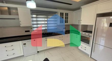 Шикарна квартира плануванням 3 + 1 з окремою кухнею в центральній частині Аланії Шикарна квартира плануванням 3 + 1 з окремою кухнею в центральній частині Аланії