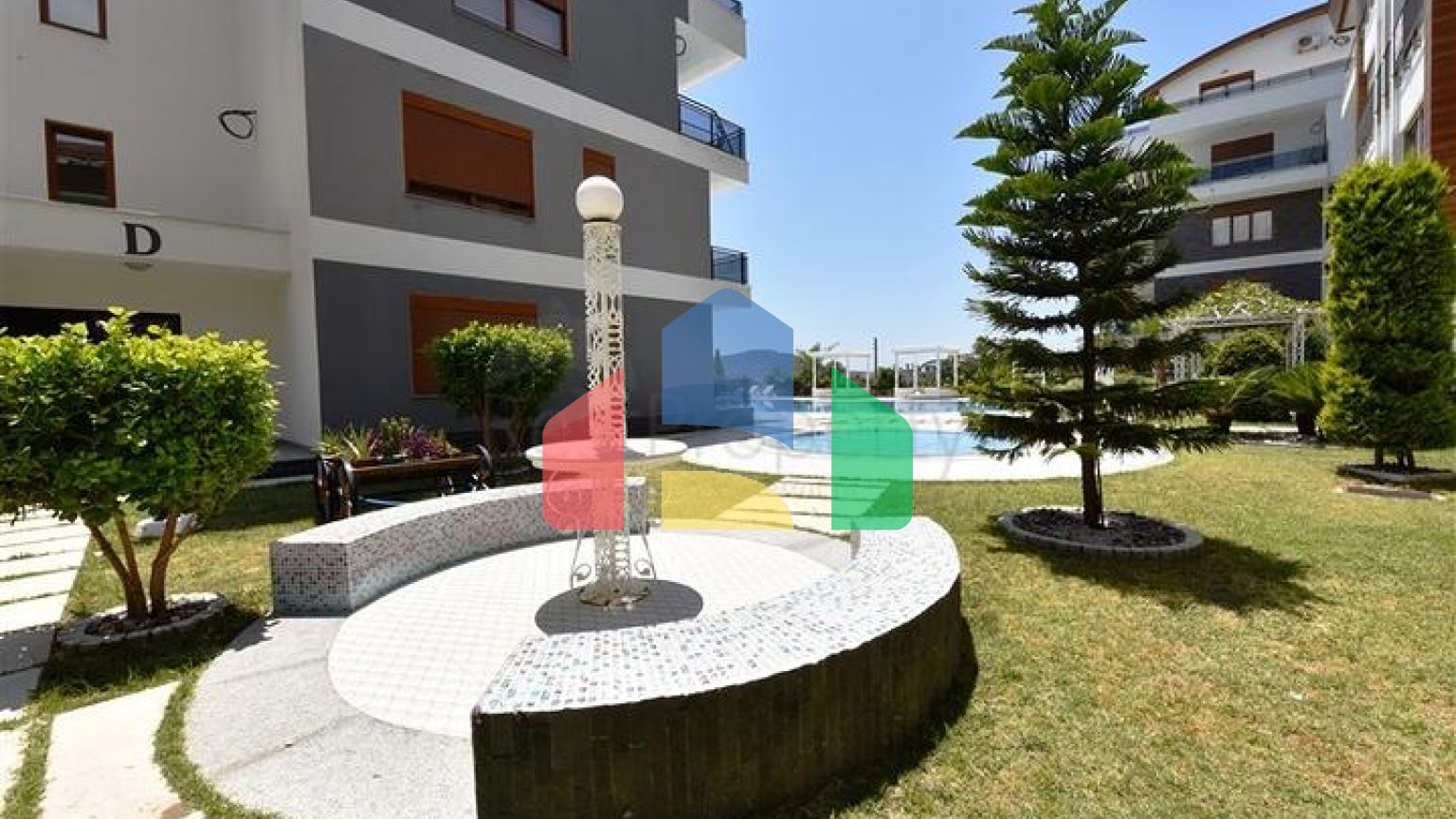 Квартиры в новом современном комплексе в центре Алании