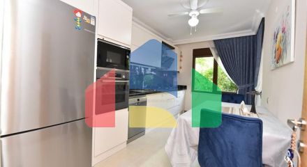 Квартира 3 + 1 з окремою кухнею в центрі Аланії