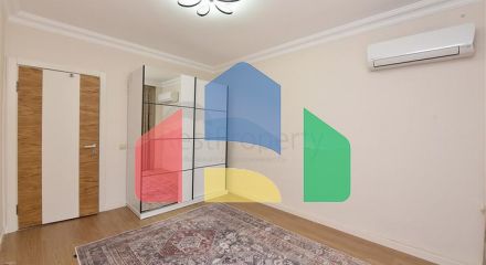 Квартира 3 + 1 з окремою кухнею в центрі Аланії