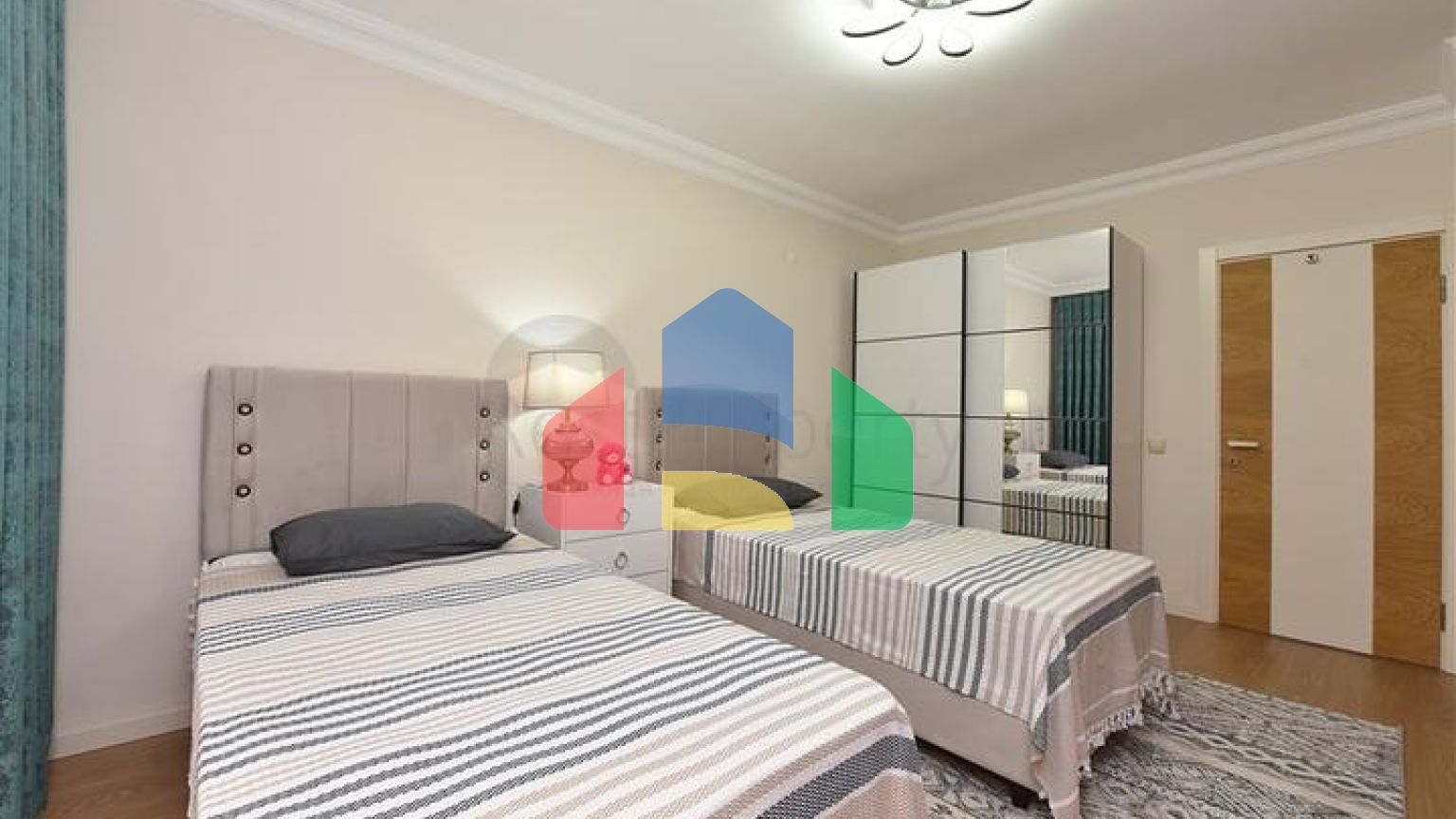 Квартира 3+1 с отдельной кухней в центре Алании