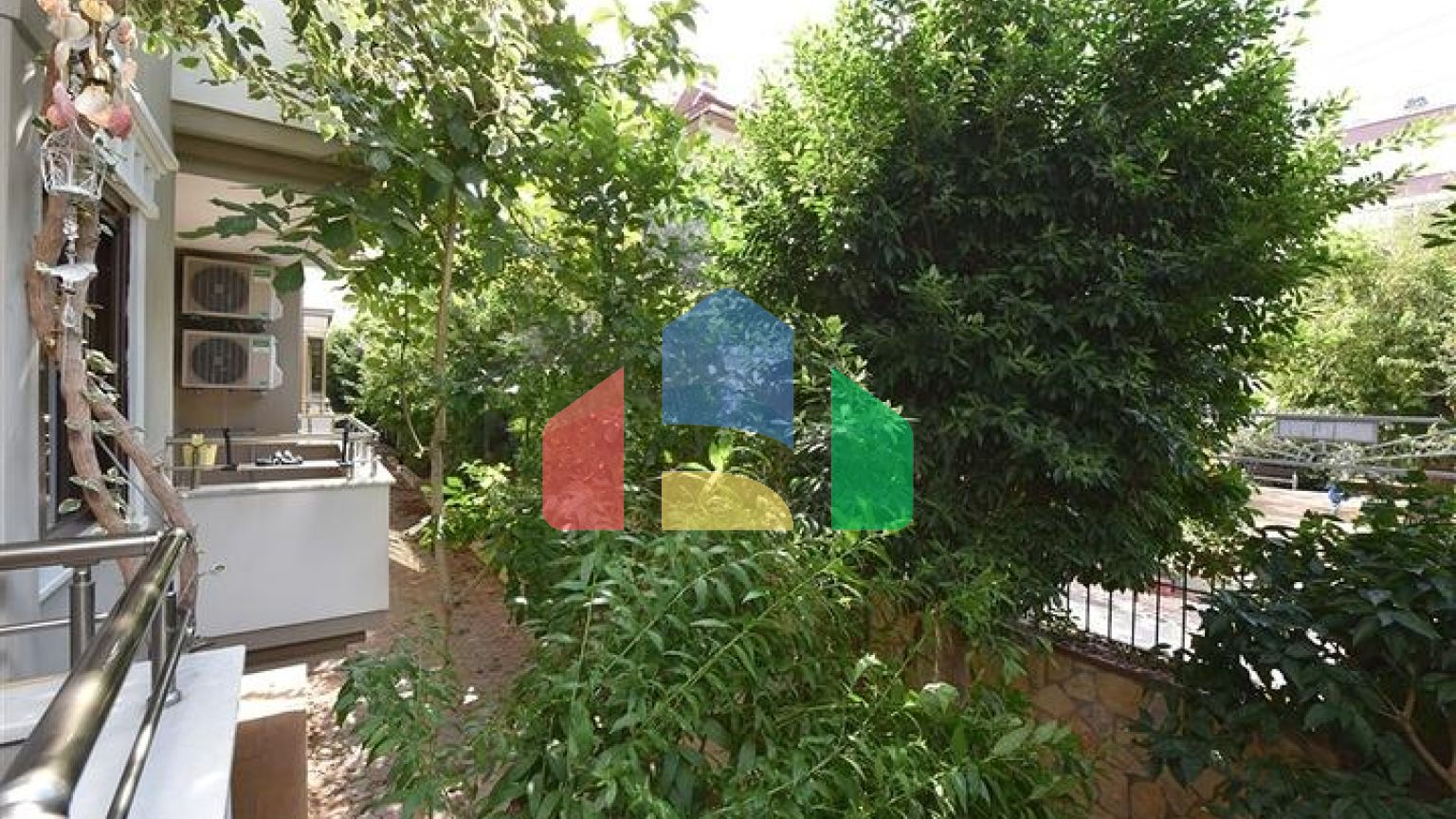 Квартира 3+1 с отдельной кухней в центре Алании