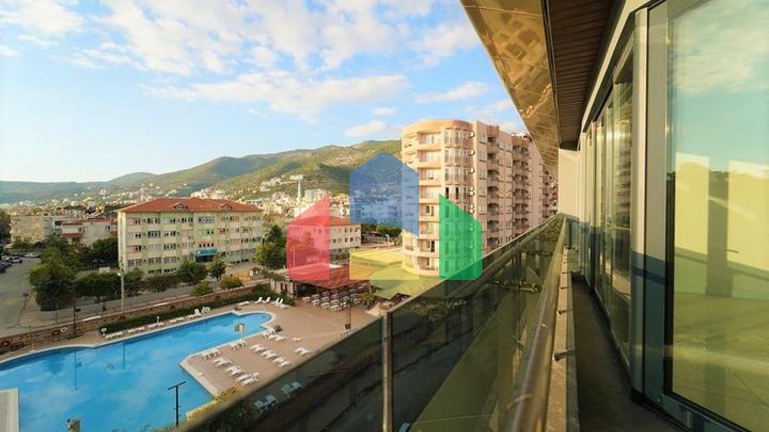 1 + 1 в люкс комплексі в районі пляжу Клеопатра