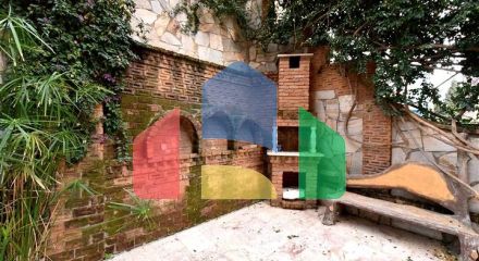 Квартира планировкой 2+1 в 400 метрах от пляжа  Клеопатры