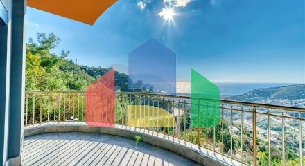 Sea view villas in the central area of Alanya