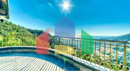 Sea view villas in the central area of Alanya