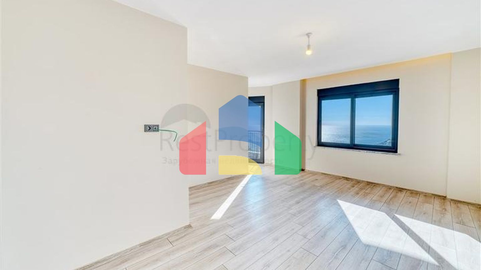 Вілли з видом на море в центральному районі Аланії