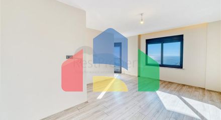 Вілли з видом на море в центральному районі Аланії