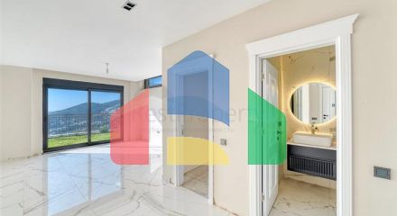 Вілли з видом на море в центральному районі Аланії