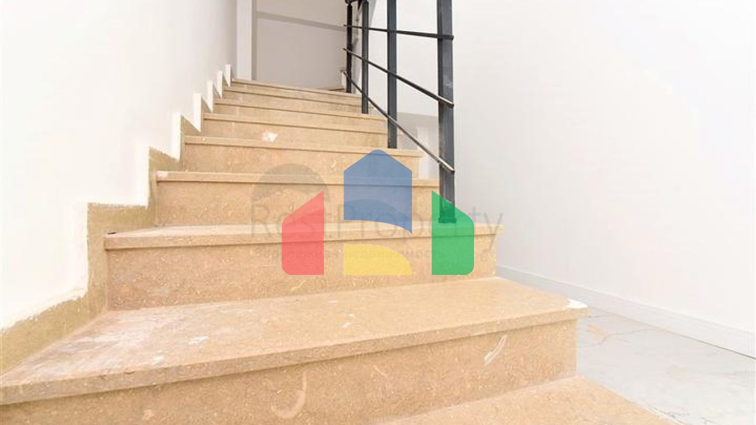 Квартира 3+1 в новом комплексе с видом на море и крепость Алании