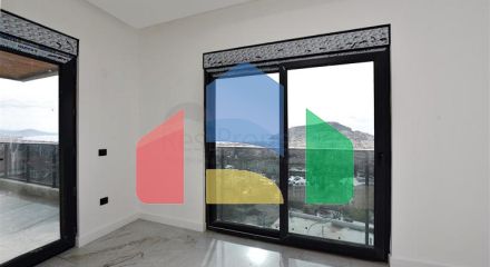 Квартира 3+1 в новом комплексе с видом на море и крепость Алании