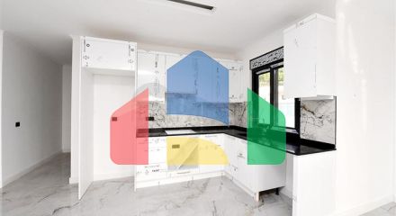 Квартира 3+1 в новом комплексе с видом на море и крепость Алании