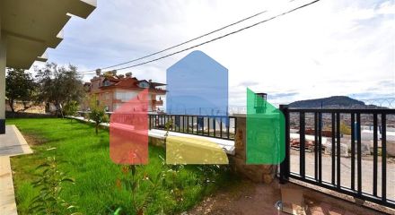 Квартира 3+1 в новом комплексе с видом на море и крепость Алании