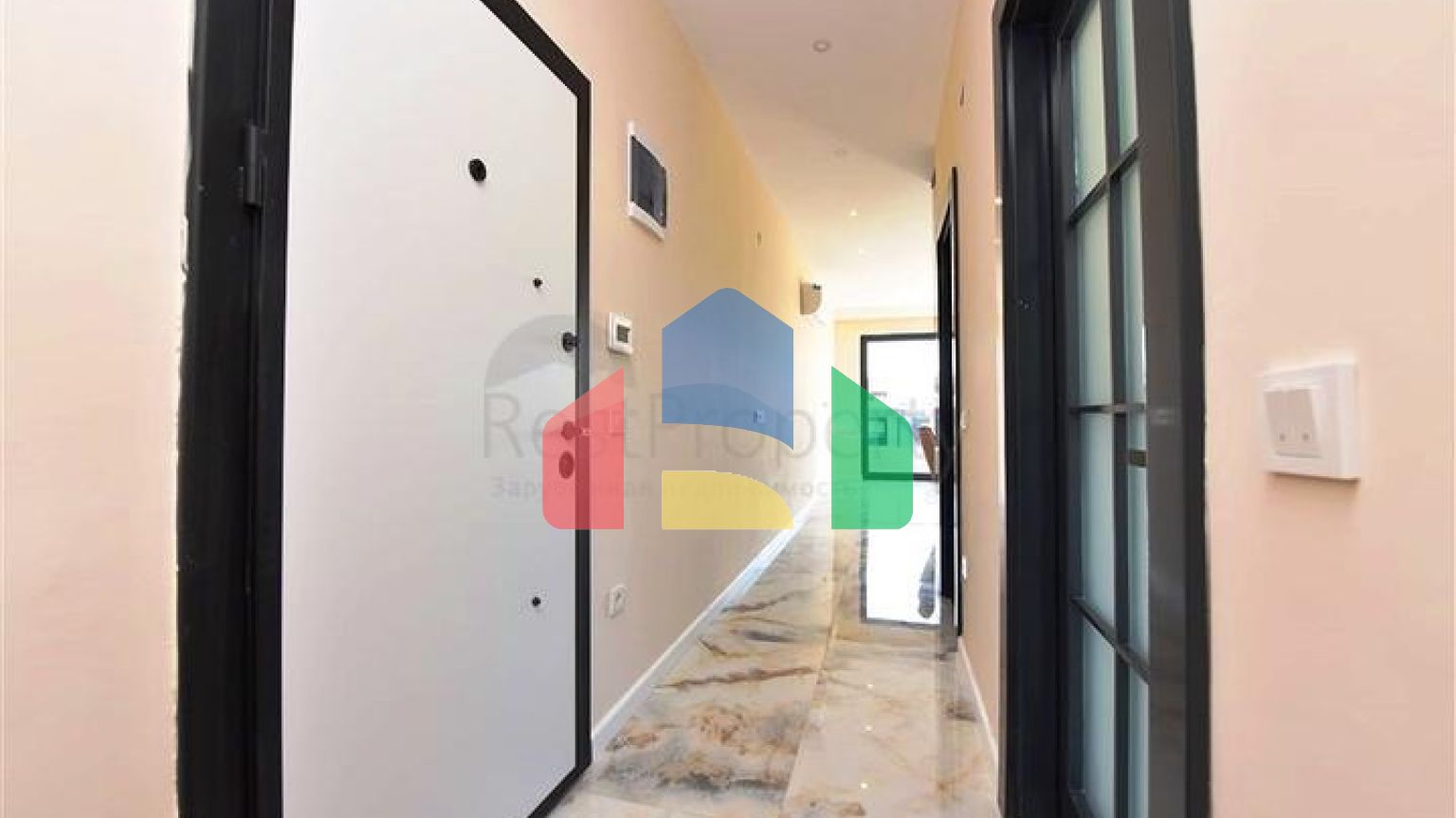 Пентхаус в новом комплексе с видом на море рядом с пляжем Клеопатра