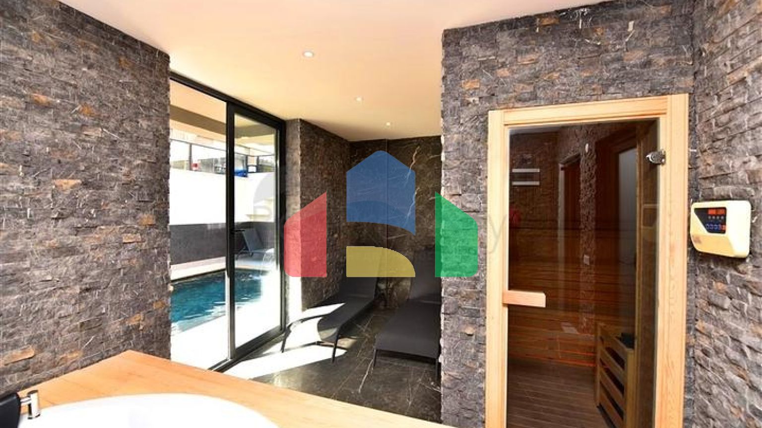 Пентхаус в новом комплексе с видом на море рядом с пляжем Клеопатра