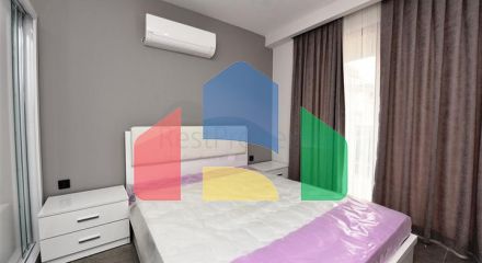 Мебльована квартира планування 1 + 1 в 100 від моря