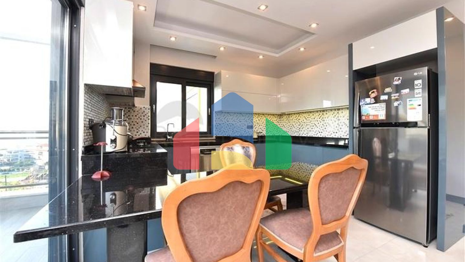 Пентхаус с панорамным видом на Cредиземное море